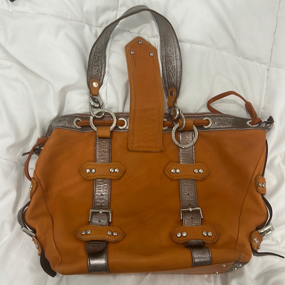 Gustto large bag, Italian leather, Fantastic condition! 💁🏻‍♀️👜